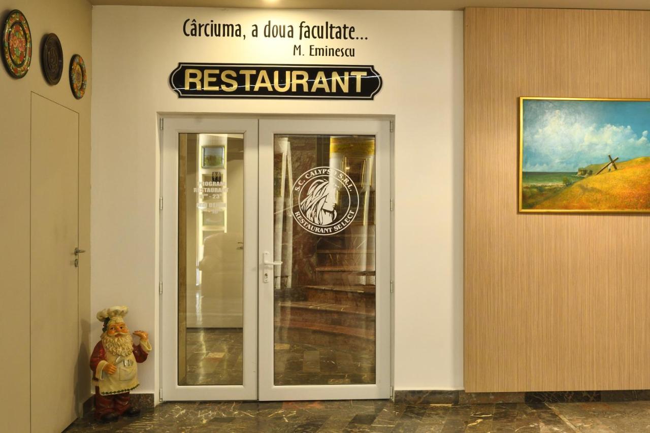Hotel Select Tulcea Extérieur photo