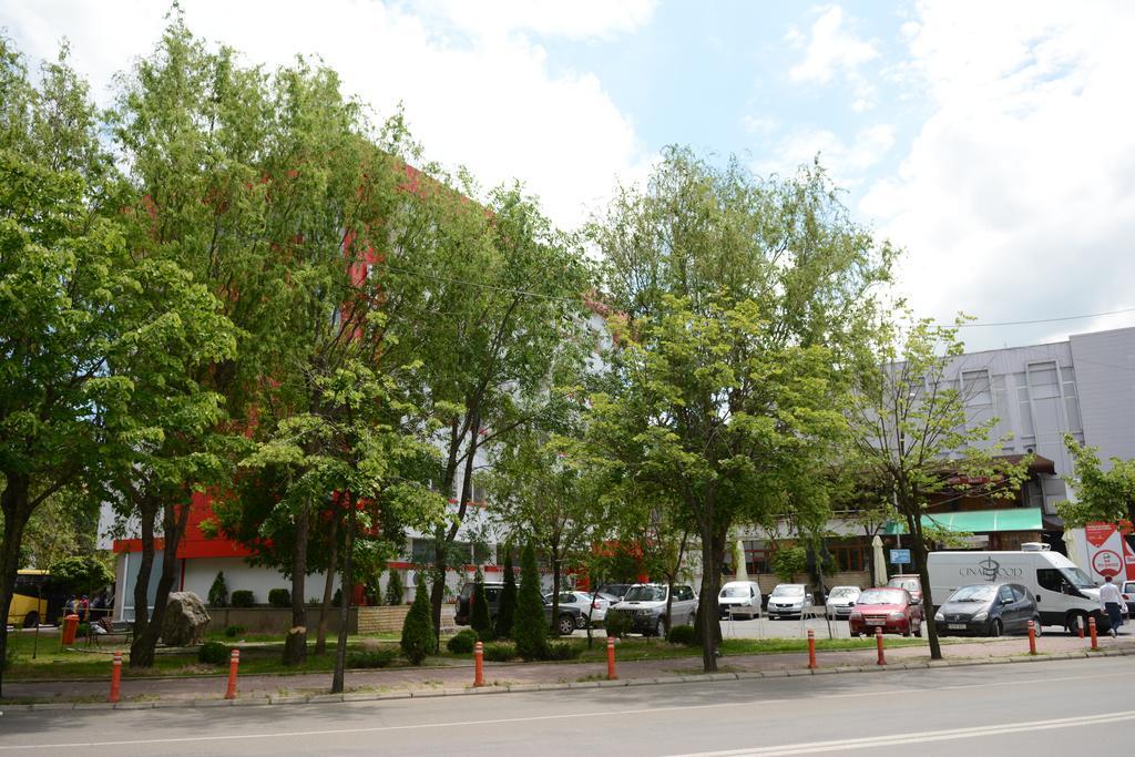 Hotel Select Tulcea Extérieur photo