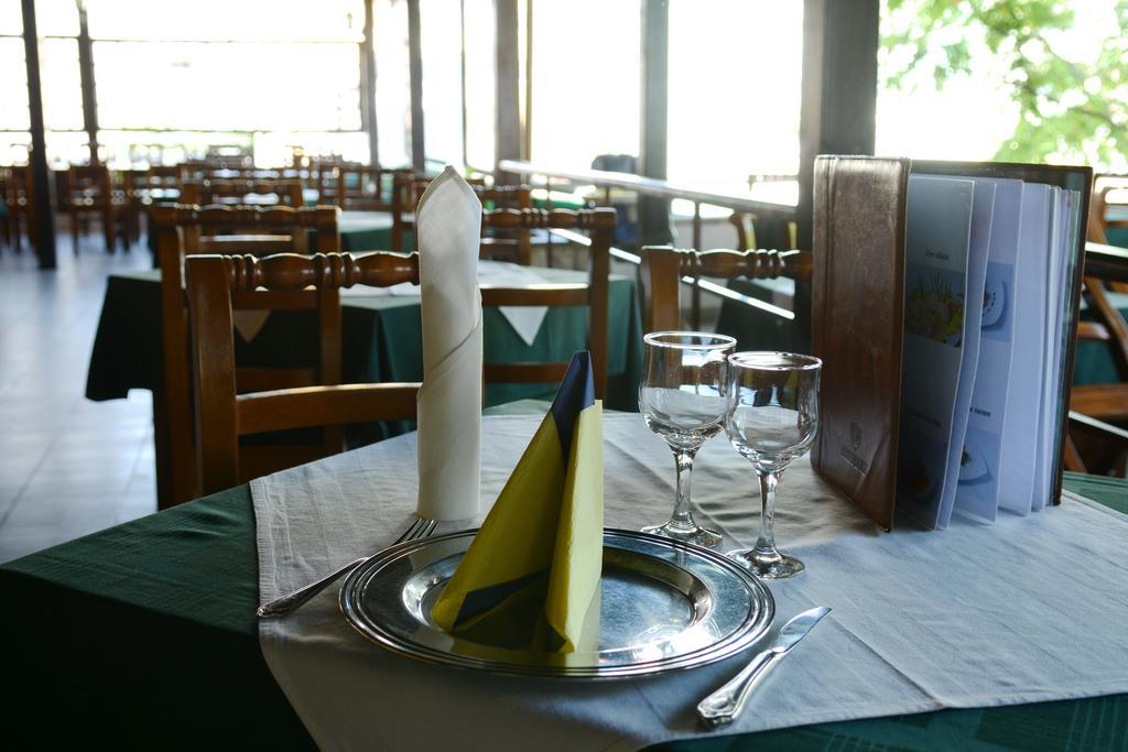 Hotel Select Tulcea Extérieur photo