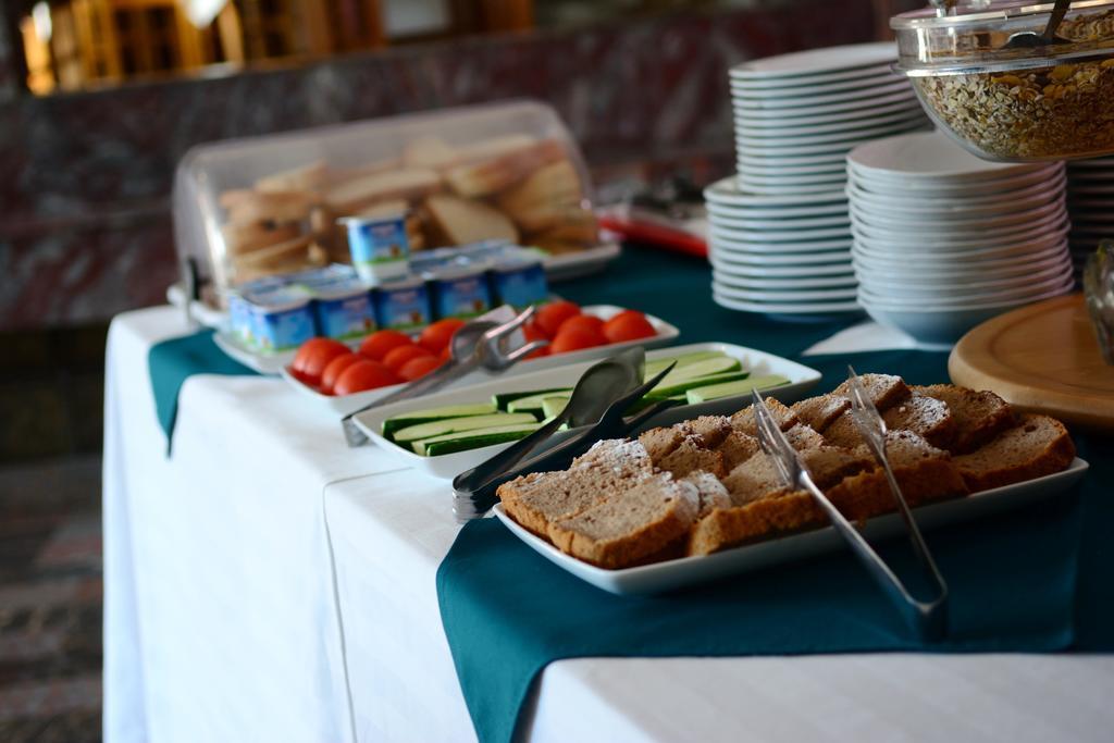 Hotel Select Tulcea Extérieur photo