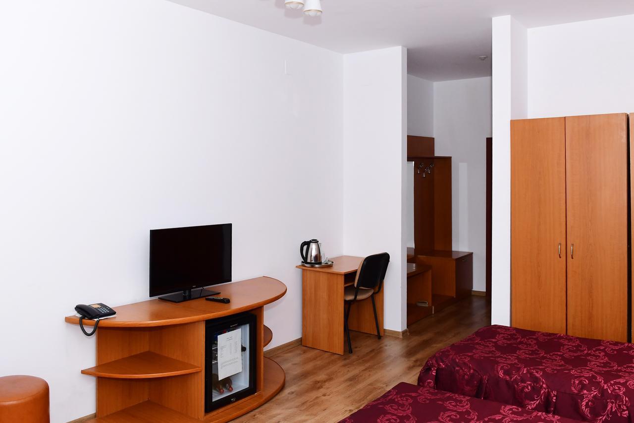 Hotel Select Tulcea Extérieur photo