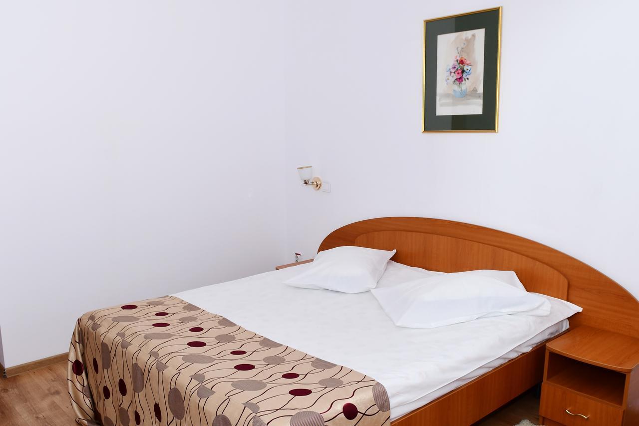 Hotel Select Tulcea Extérieur photo